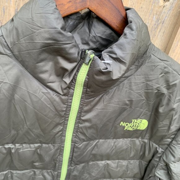 The North Face Puffer Jacket Medium Green - Picture 9 of 10